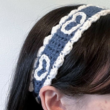 Beautiful hairband for both girls and ladies