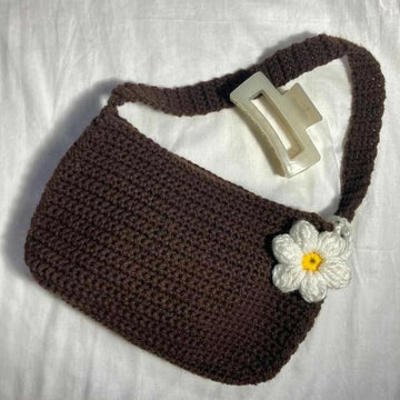 Brown Small Purse crochet with a small flower
