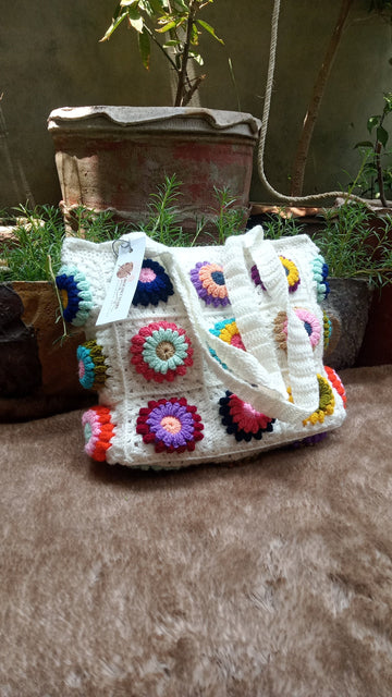 White Crochet Bag with Multiflowers