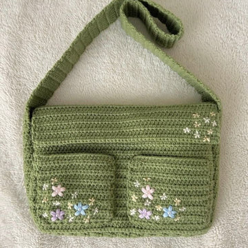 Beautiful Green crochet bag in medium Size