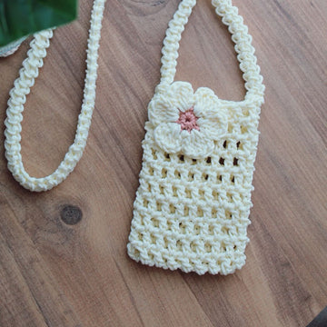 Skin Crochet Mobile pouch