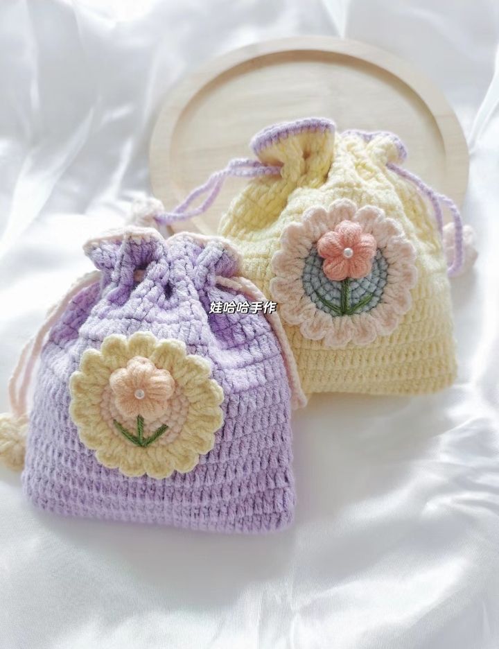 Pair of Small pouch for earpods cards coins like small things
