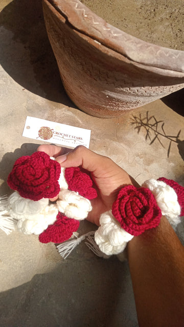 Red and White Gajree