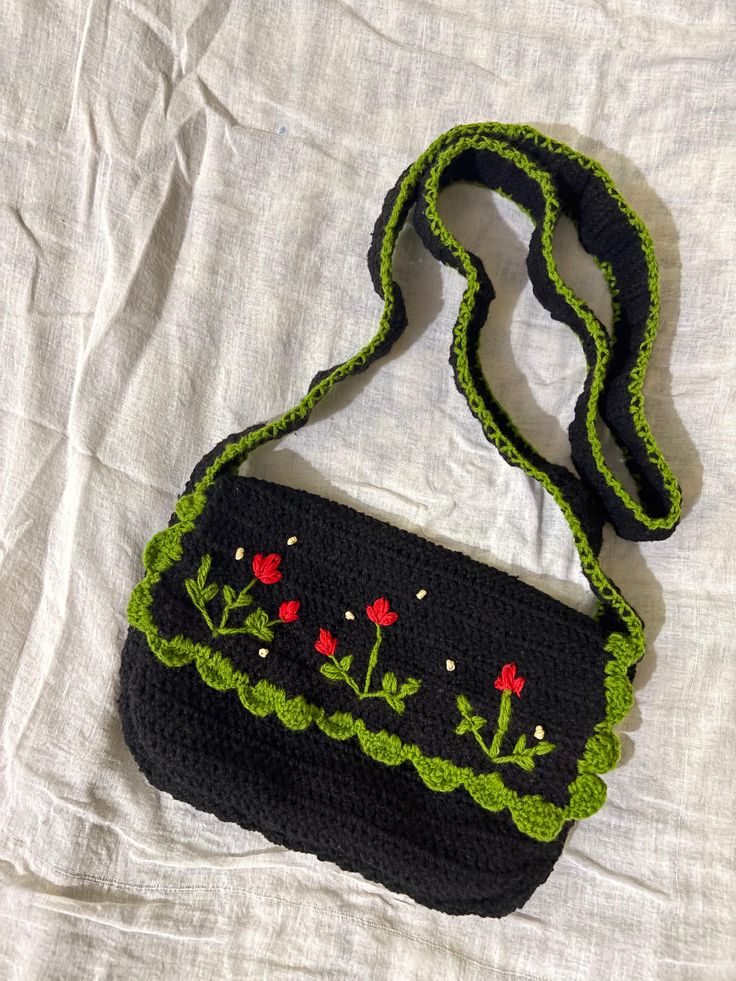 pocket Friendly Crochet handbeauty