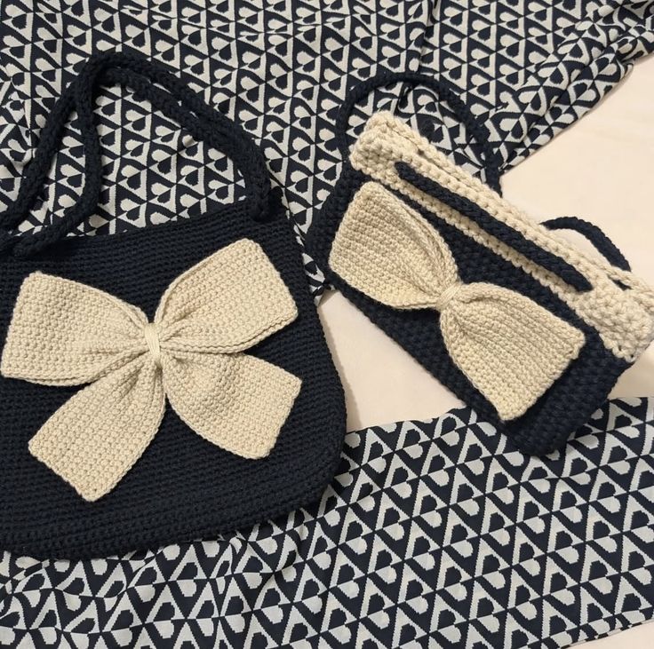 Shoulder Bag + Cross body purse
