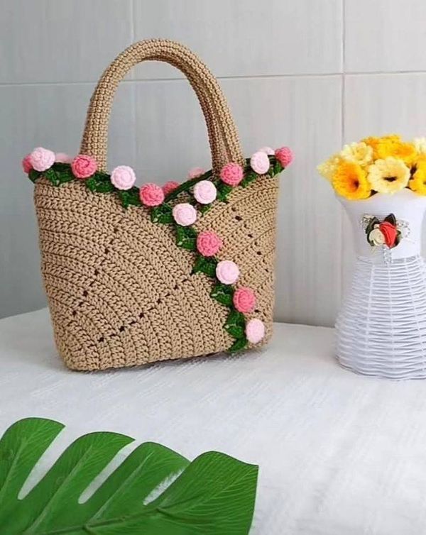 crochet Bag with Flower designing