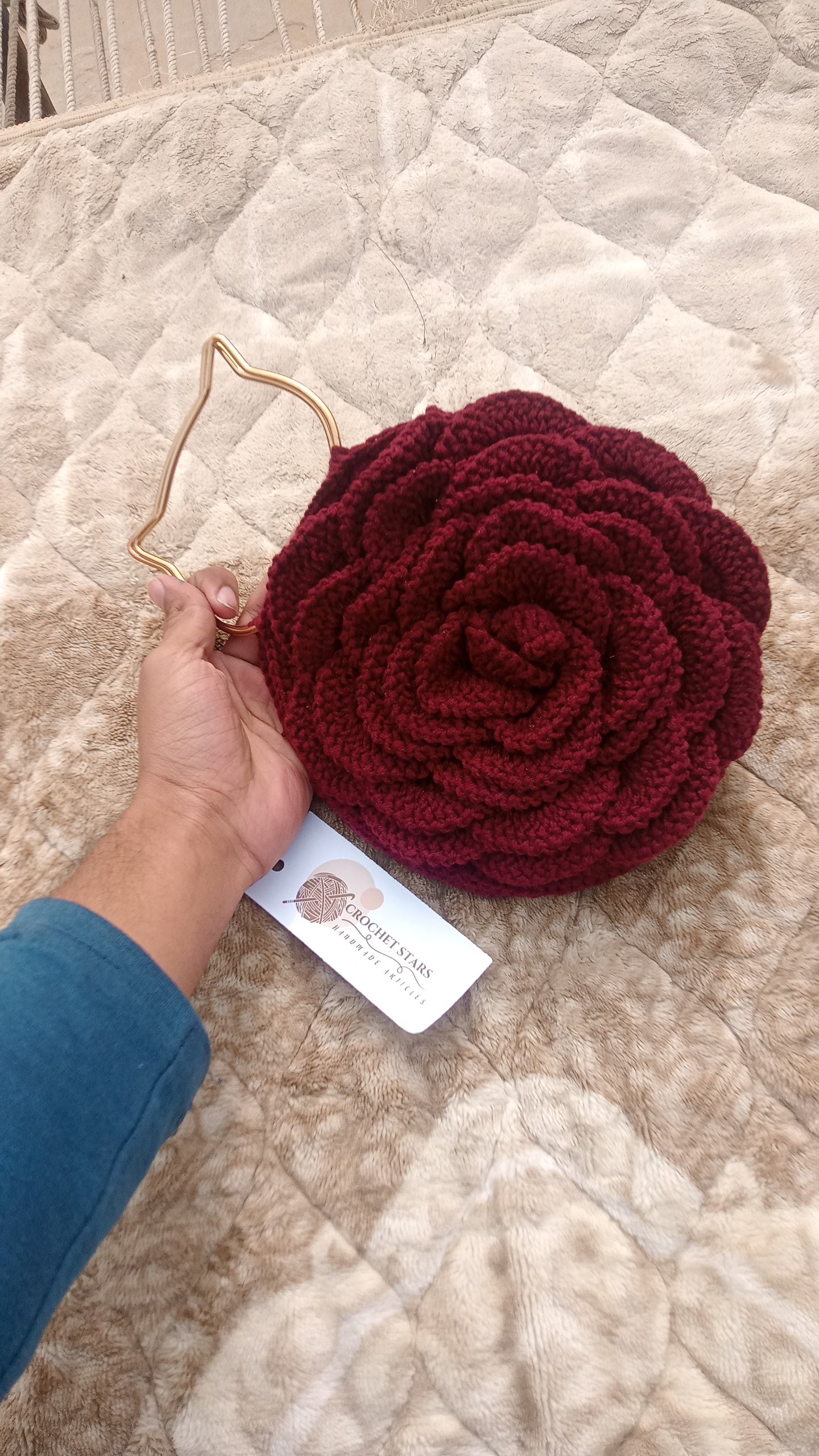 Red rose flower crochet bag