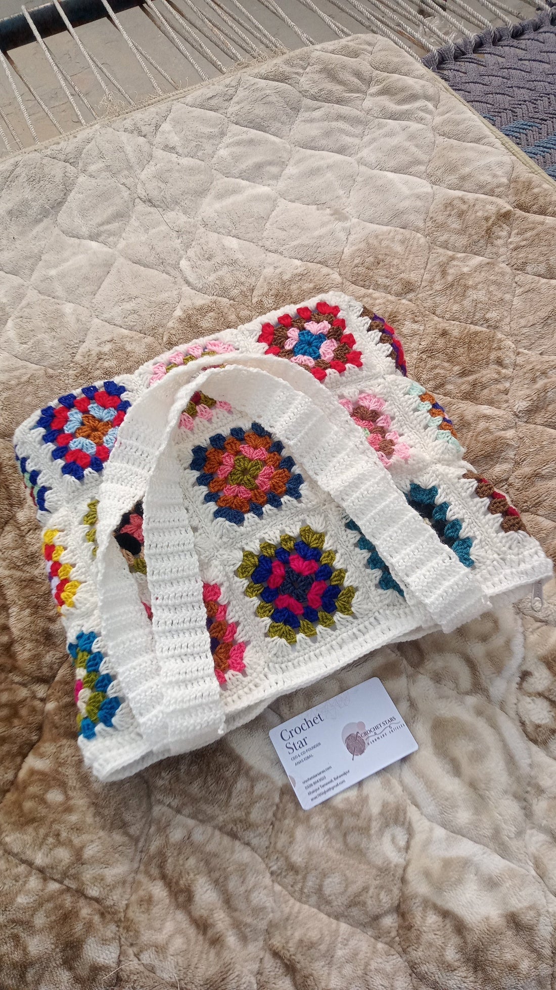Granny bag in white multi color