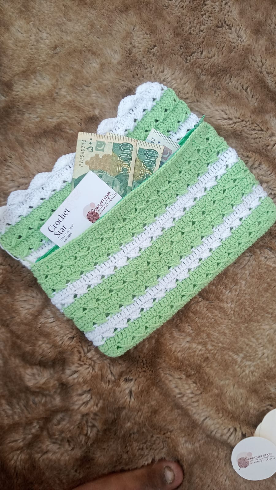 Crochet green and white pouch